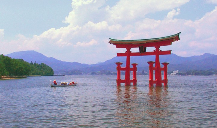 厳島神社