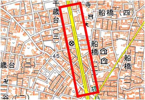 地形図に描かれた地図記号 分離帯